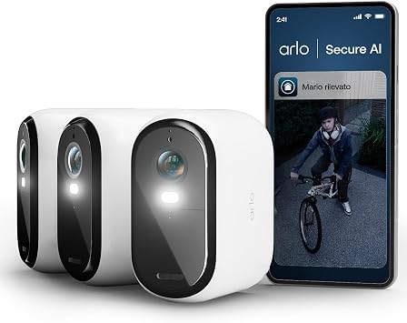 Arlo Essential 3 XL Telecamera WiFi Esterno Senza Fili, 2K, Telecamera WiFi Interno, Batteria Da 24 Mesi*, Sirena Allarme Casa, Sensore Di Movimento, Prova Inclusa Secure, 3 Telecamere, Bianche